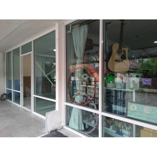 รับซ่อมและเปลี่ยนกระจกอาคาร - รับติดตั้งกระจก อลูมิเนียม รามคำแหง แหลมทอง อลูมิเนียม รับซ่อมและเปลี่ยนกระจกอาคาร - รับติดตั้งกระจก อลูมิเนียม รามคำแหง แหลมทอง อลูมิเนียม